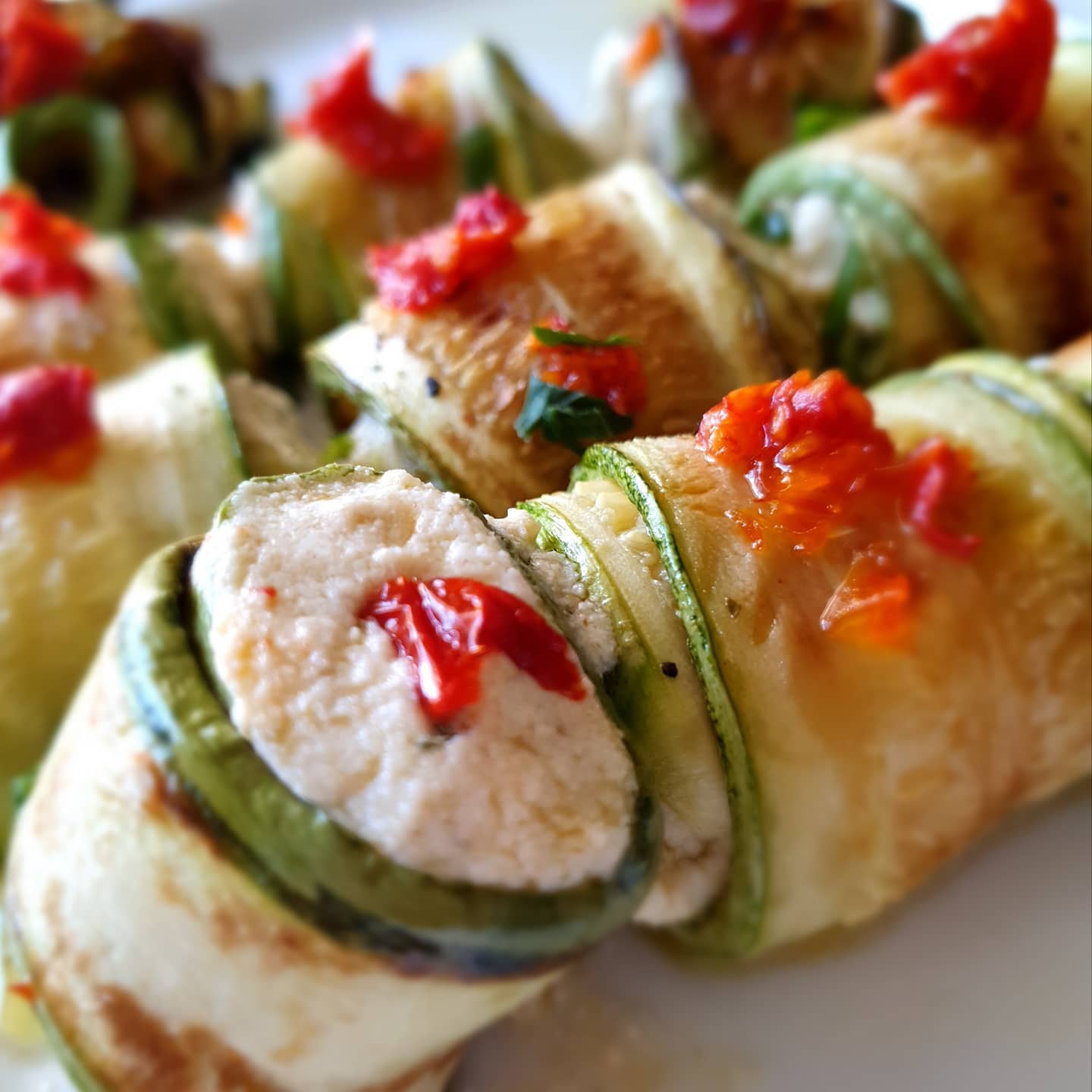 8 receitas de canelone de abobrinha para uma refeição leve e deliciosa