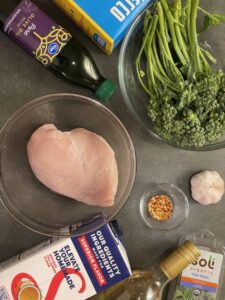 Fiz a massa favorita de Regis Philbin e ela é meu novo jantar favorito durante a semana