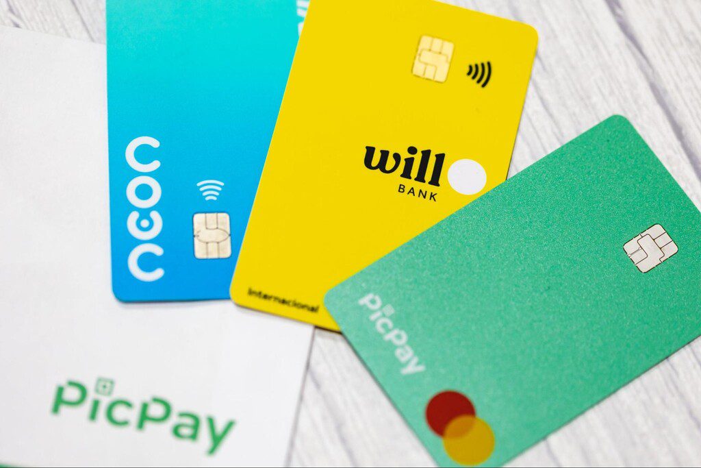 cartões de crédito representando qual é o melhor bancos digitis